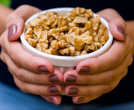 4 health benefits of walnuts and how much you should eat